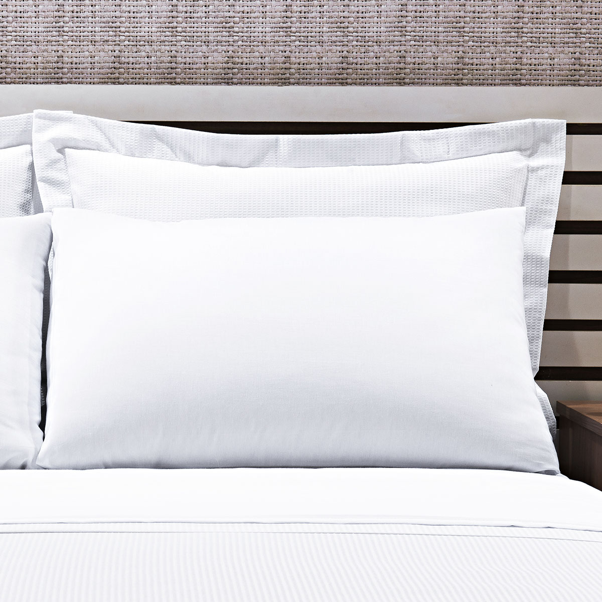 Fronha 200 fios misto branca - Classic Conamore Hotelaria