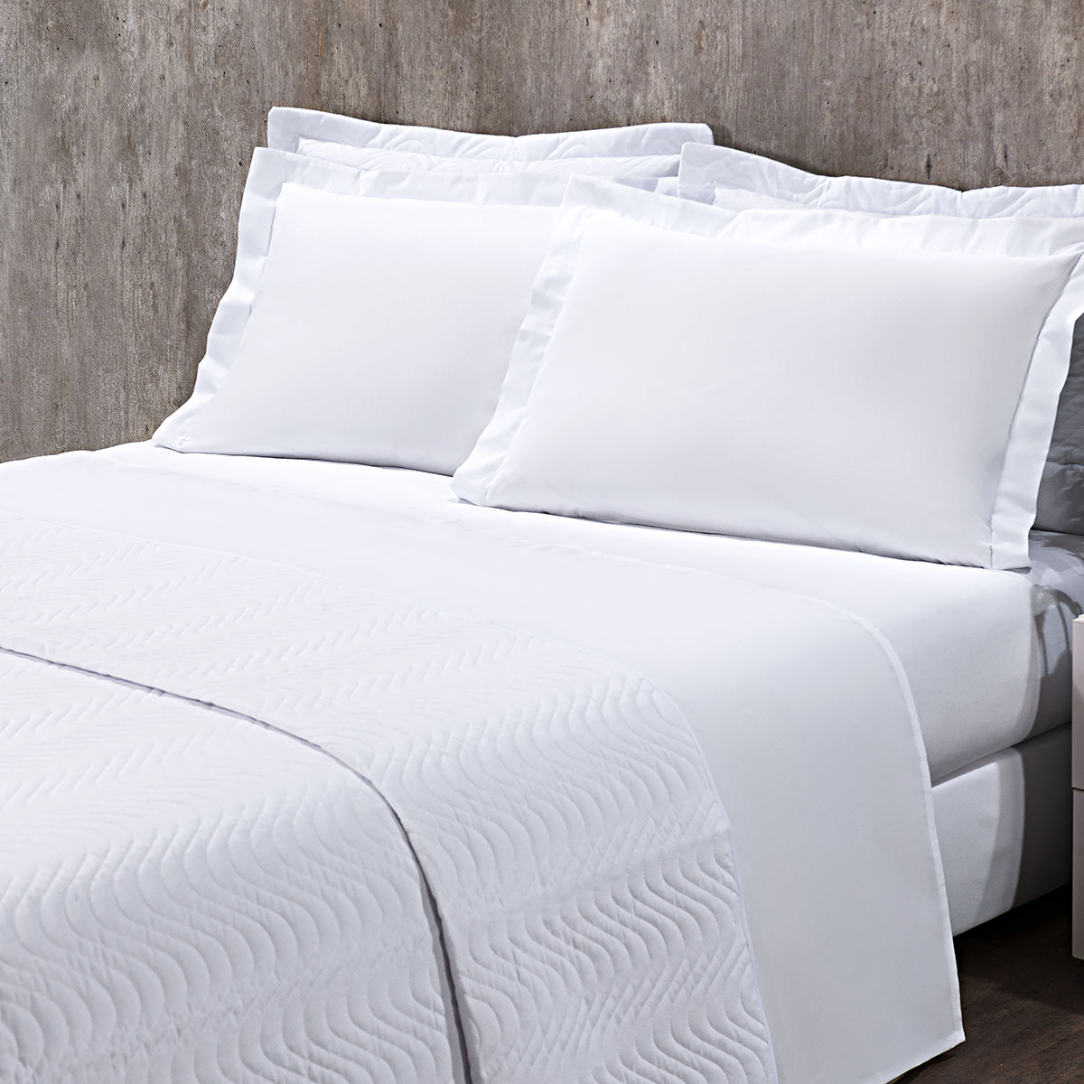 Lençol Solteiro 180 fios BRANCO COM ELÁSTICO - Confort Conamore Hotelaria